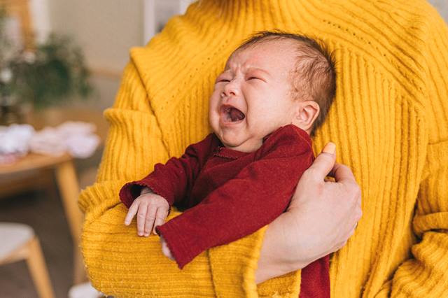 5 Tips Atasi Perut Kembung pada Bayi