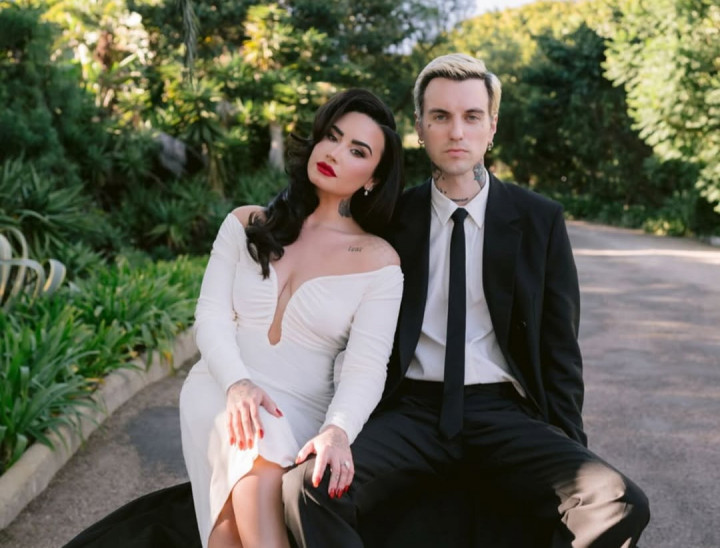 Demi Lovato Resmi Menikah dengan Jutes dalam Upacara Romantis