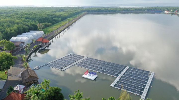 Gandeng IESR Begini Cara PLN IP Mempercepat Transisi Energi Bersih di Indonesia