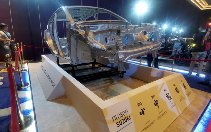 Dari Lembaran Besi Jadi Mobil, Suzuki Fronx Asli 'Made In Indonesia'