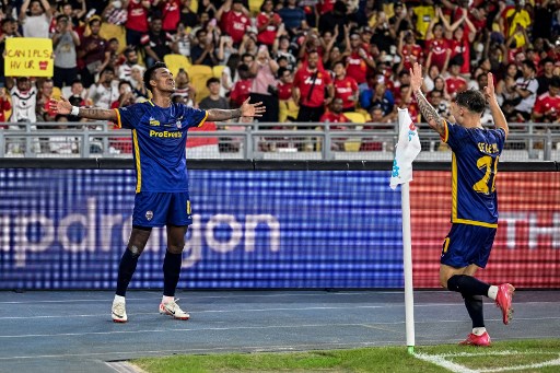 ASEAN All  Stars Permalukan MU di Bukit Jalil