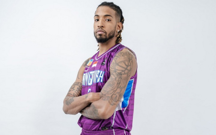 Devin Davis Susul Shabazz Muhammad ke Amartha Hangtuah