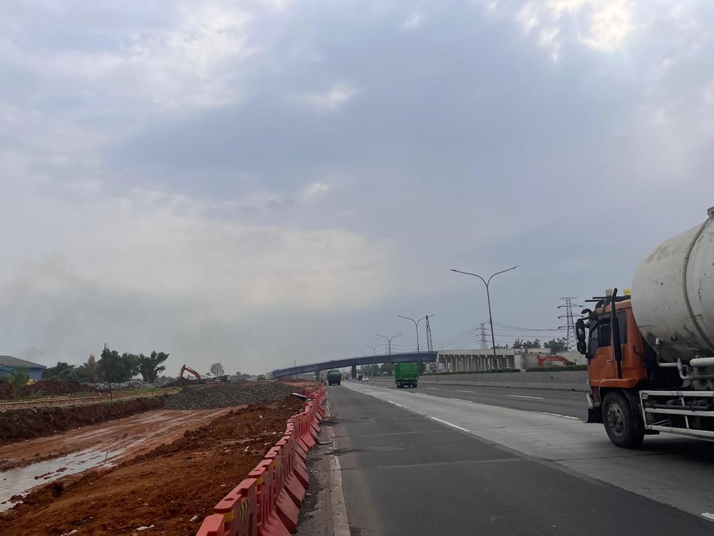 Tampak pembangunan akses gerbang tol yang masih dalam proses. Dok. Ist