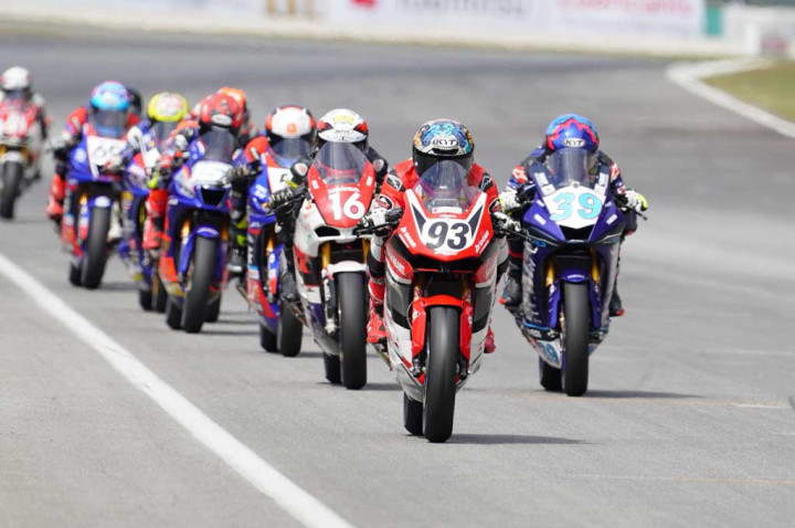 RPM Dipotong, Arbi Tetap Dominan di Race-1 ARRC Sepang