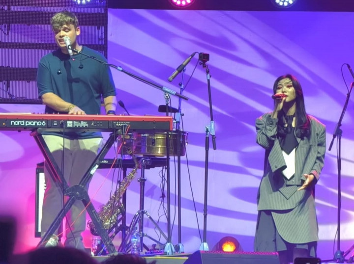 Pianis Jesus Molina Nyanyi 