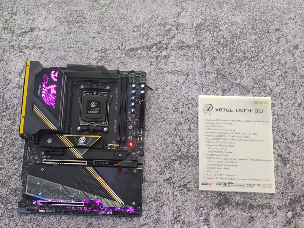 ASRock X870E Taichi OCF