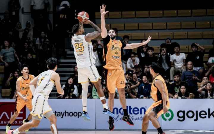 Dewa United Terhindar dari Kekalahan atas Kesatria Bengawan Solo