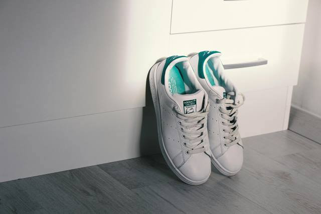  Bersama adidas, Blibli ajak kamu tukar tambah sepatu untuk bantu sesama. (Foto: Ilustrasi/Dok. Pexels.com)