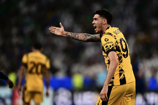 Inter Puasa Gelar, Bastoni Sangat Kecewa dan Minta Fan tetap Mendukung