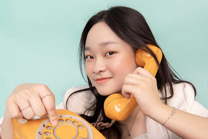 Penyanyi Pendatang Baru Gaby Geraldine Gandeng Barry Likumahuwa di Single Debut