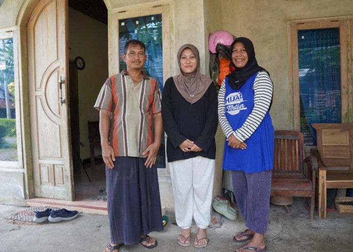 Elsa Lolos UGM Tanpa Tes, Anak Marbot Masjid Ini Juga Raih Beasiswa Subsidi UKT