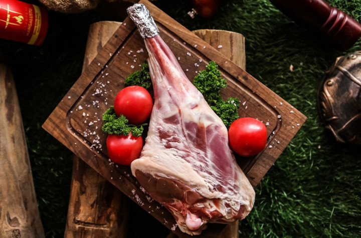 5 Tips Simpel Menghilangkan Bau Prengus pada Daging Kambing