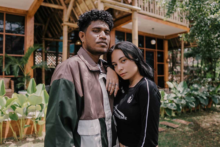 Eno Smaper Kembali Gaungkan HipHop Reggae Indonesia Timur Lewat 