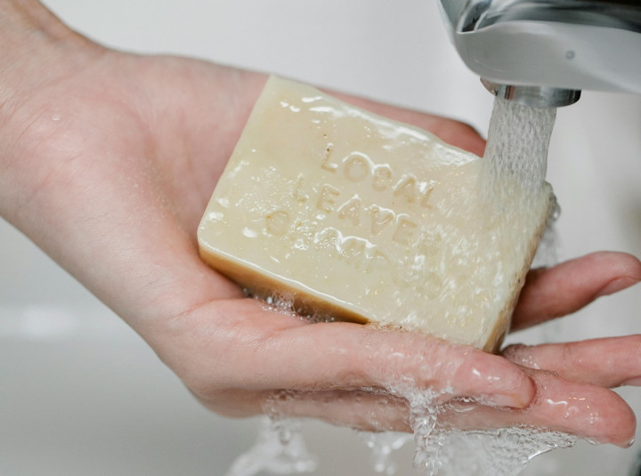 Ini Cara Menghilangkan Bau Prengus pada Tangan dengan Mudah