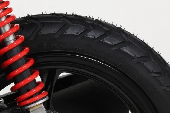 Tips Agar Ban Motor Tak Cepat Aus