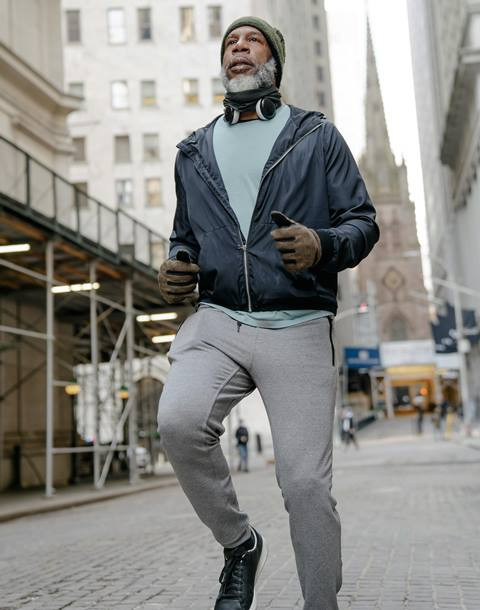 6 Tips Aman untuk Joging bagi Lansia