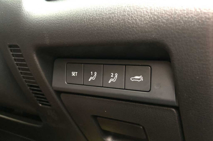 Cara Mengatur Memory Seat di Mazda CX-30