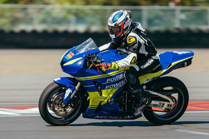 Uji Michelin Power GP2 & Power Cup2 di Track Day Mandalika