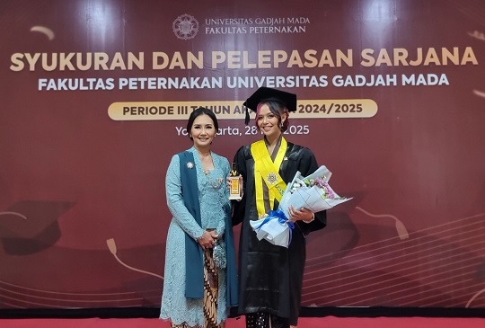 Cerita Bidadari Jadi Wisudawan Tercepat IUP Fapet UGM