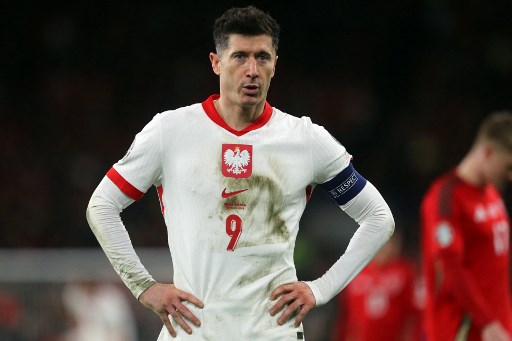 Kecewa dengan Pelatih, Lewandowski Pensiun Bela Timnas Polandia