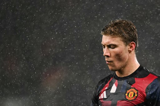 Rasmus Hojlund Bantah Rumor Bakal Tinggalkan MU