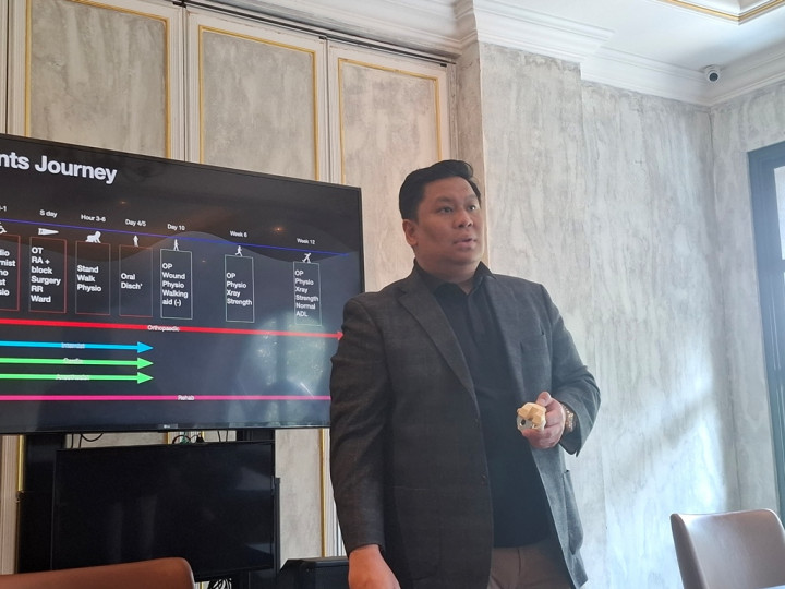 Operasi Lutut dengan Velys Robotic-Assisted, Pasien Diklaim Sembuh Lebih Cepat!