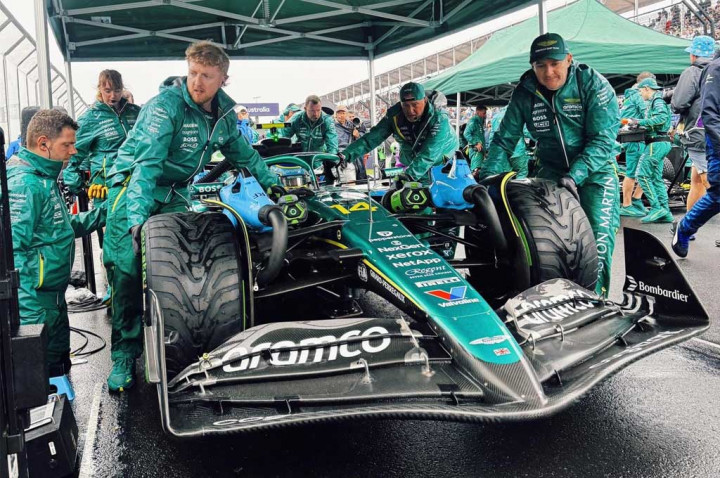 Sayap Depan Mobil dan Belakang, Apa Bedanya?