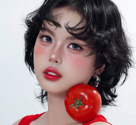 Tomato Girl Make Up Look. (Foto: Dok. Instagram/@mili._.makeup)