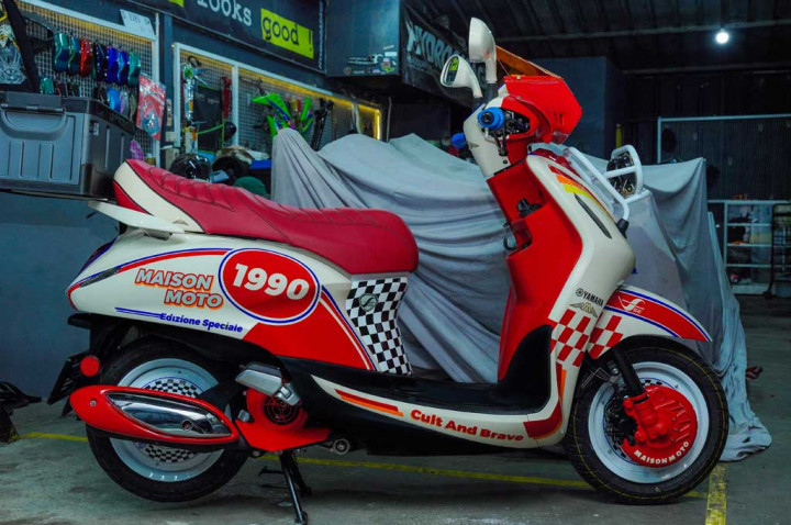 Digarap Maison Moto, Grand Filano Hybrid Tampil Vintage Rally