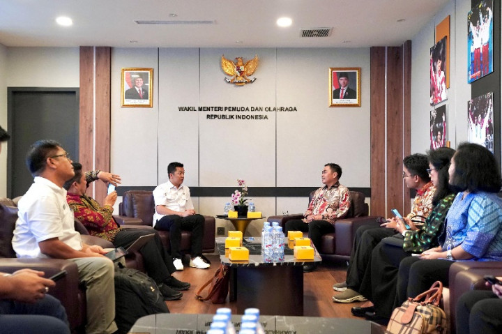 Wamenpora Bahas Langkah Strategis Olahraga dengan Bupati Tana Toraja