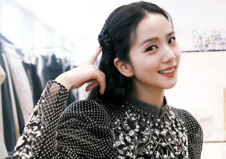 Jisoo BLACKPINK Janjikan Penampilan Grup yang Lebih Kuat di Tur <i>Deadline</i>