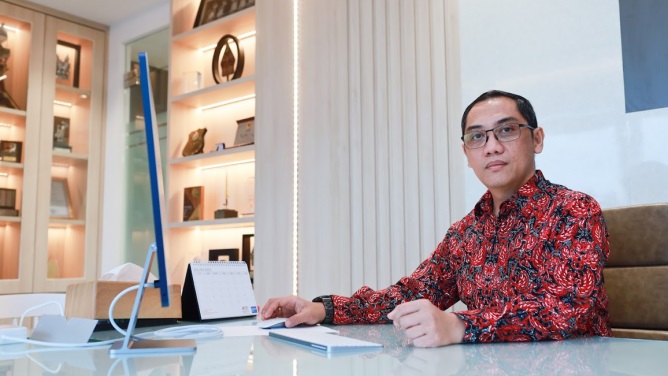 Komitmen Lindungi Publik, Komdigi Tetap Beri Sanksi World