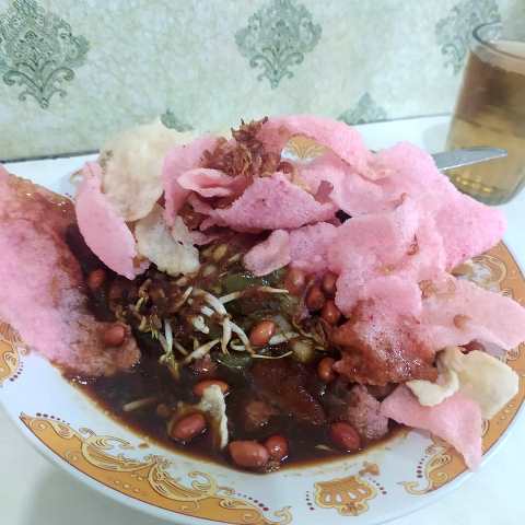   Langka banget! Kalau kamu ketemu kuliner khas Betawi ini wajib coba. Salah satunya Bubur Ase. (Foto: Dok. Instagram Seni Budaya Betawi/@senibudayabetawi)