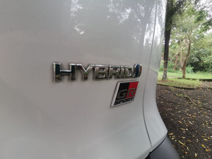 Rawat Mobil Hybrid Sebelum Liburan Sekolah, Jangan Lupa Servis Berkala!