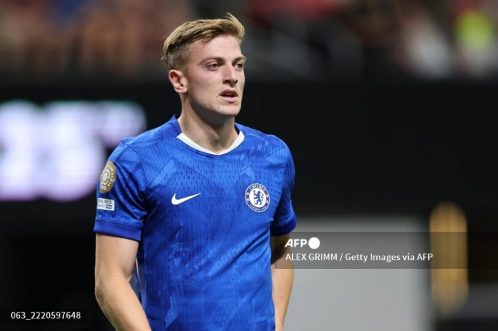 Kenapa Chelsea Lebih Pilih Rekrut Delap Ketimbang Osimhen?