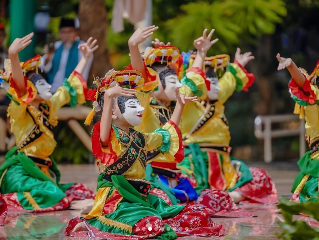 Acara akan menampilkan seni dan budaya Betawi, seperti arak-arakan ondel-ondel, tanjidor, rebana, palang pintu, serta penampilan Abang None Jakarta. Dok. Pemprov DKI Jakarta
