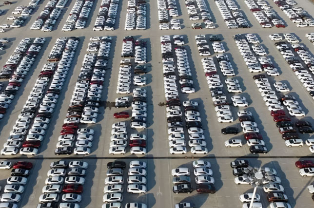 Melihat Fenomena Mobil Bekas Nol Kilometer di China