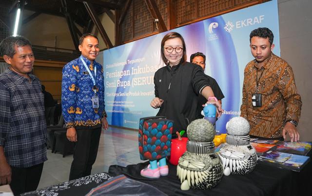 Wamen Ekraf Dorong Ekonomi Kreatif Salah Satunya Lewat Art Merchandise