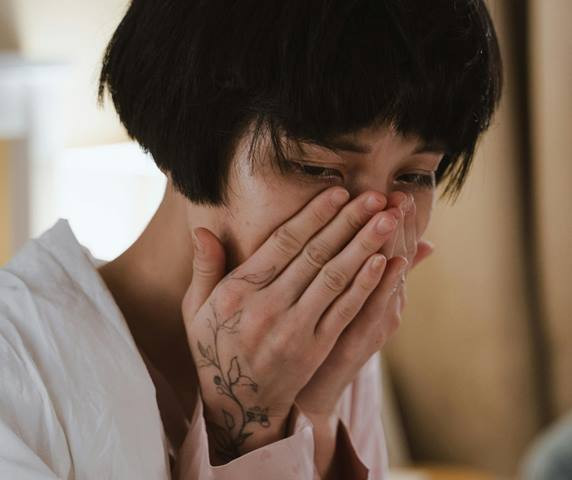  Rasa cemas adalah hal yang wajar dan normal dirasakan, terutama saat menghadapi situasi yang menantang.  (Foto: Ilustrasi/Dok. Pexels.com)