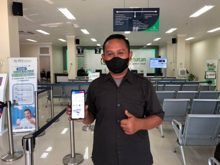 Hindari Antrean di Rumah Sakit, Pria di Gresik Ini Manfaatkan Antrean Mobile JKN