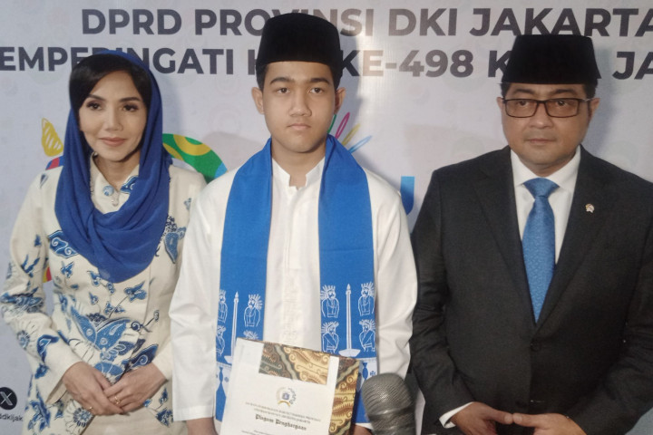 Berprestasi sebagai Atlet Berkuda, Teuku Rifat Renanda Raih Penghargaan di HUT ke-498 Kota Jakarta