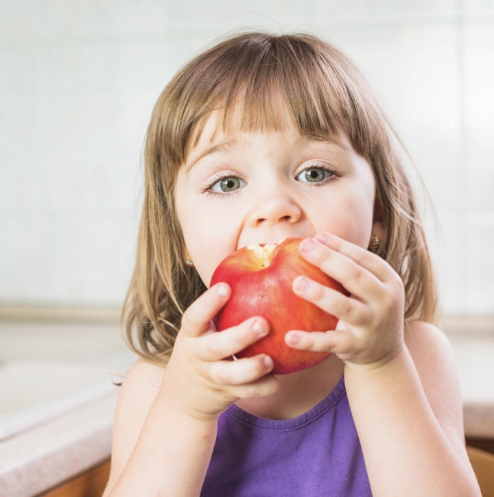 Selain Enak, 5 Buah Ini Bantu Tingkatkan Kecerdasan Otak Anak