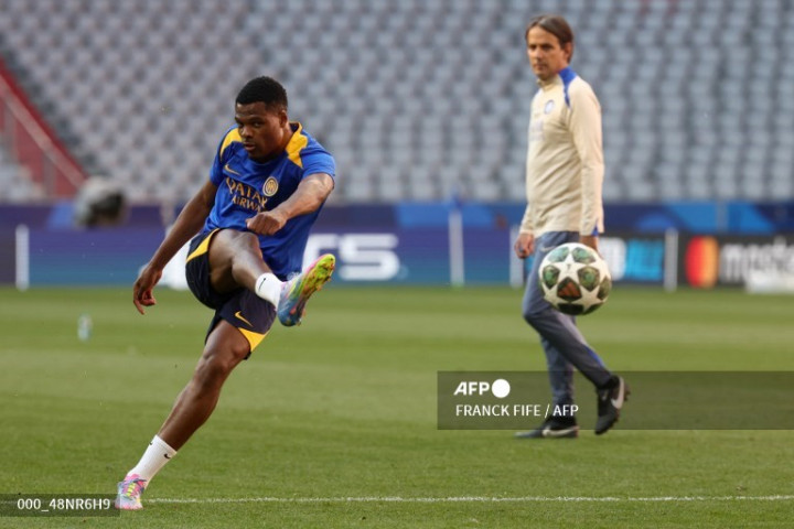 Cerita Dumfries yang Sedih Ditinggal Simone Inzaghi