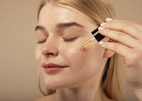 Rangkaian serum #SkinBooster merupakan salah satu bagian dari peluncuran transformasi dari SOMETHINC.  (Foto: Ilustrasi. Dok. Freepik.com)