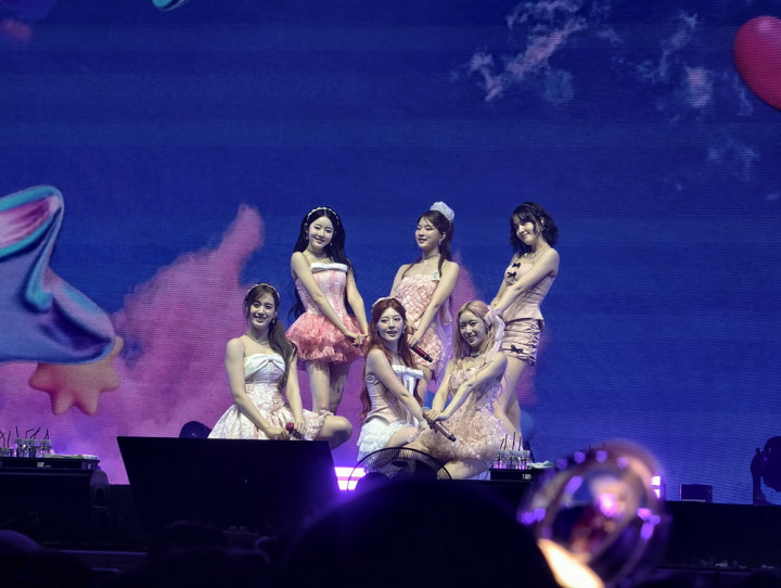 Konser di Jakarta, STAYC: Gak Mau Pulang, Maunya Digoyang!