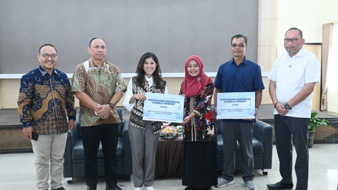 Menkomdigi Sambungkan Internet Cepat untuk Sekolah Rakyat di Yogyakarta