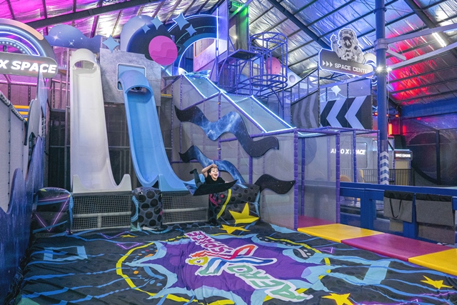  Liburan gaskeun ke taman bermain indoor terbesar di Bali. Foto: Dok. AeroXSpace Adventure)