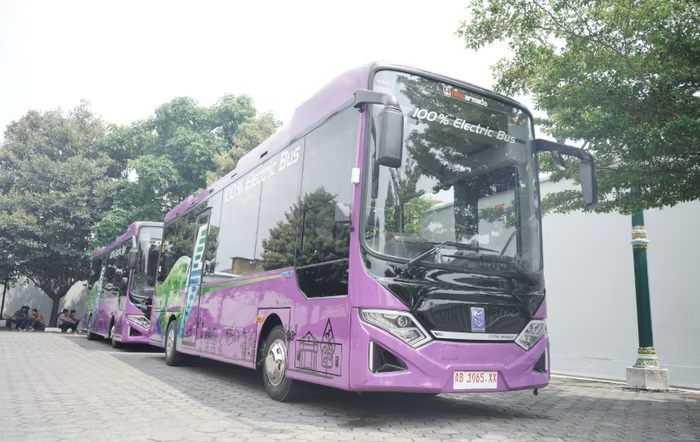 Transisi ke Bus Listrik Butuh Strategi Komprehensif & Komitmen Politik