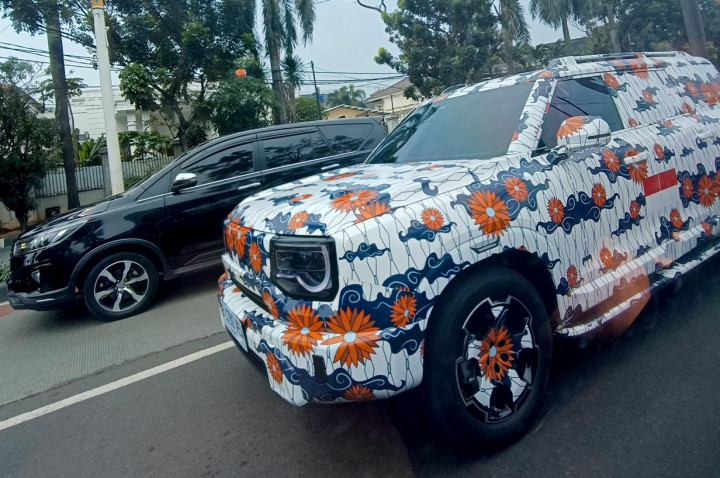 Ada Mobil Misterius Terekam Kamera, Mirip BAIC BJ30 Hybrid