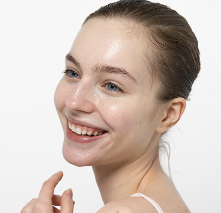 7 Cara Bikin Kulit Glowing Tanpa Make Up, Mudah Banget Lho!